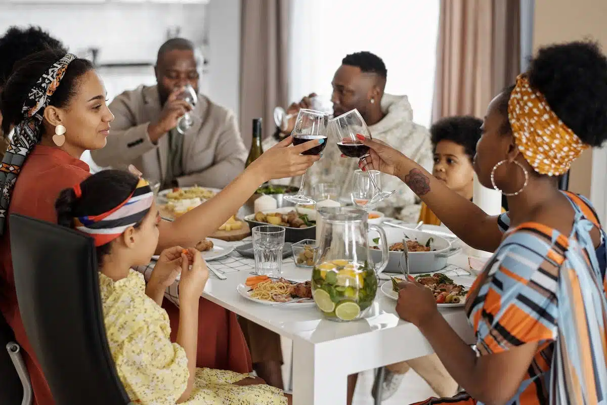 famille  dîner