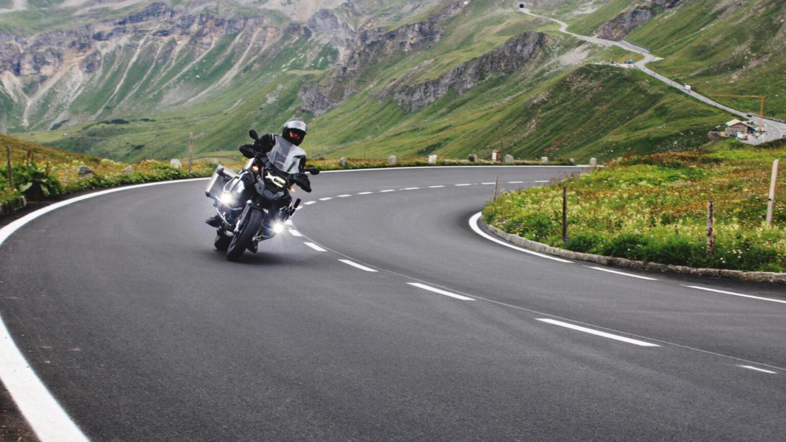 Confort et performance : comment choisir la moto qui s’adapte à votre conduite ?